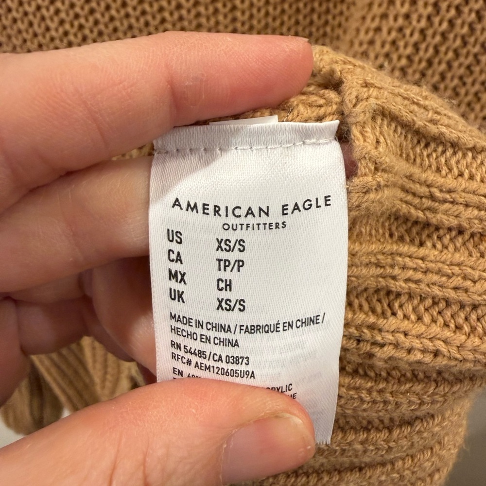 American Eagle Sweater - Picture 4 of 8